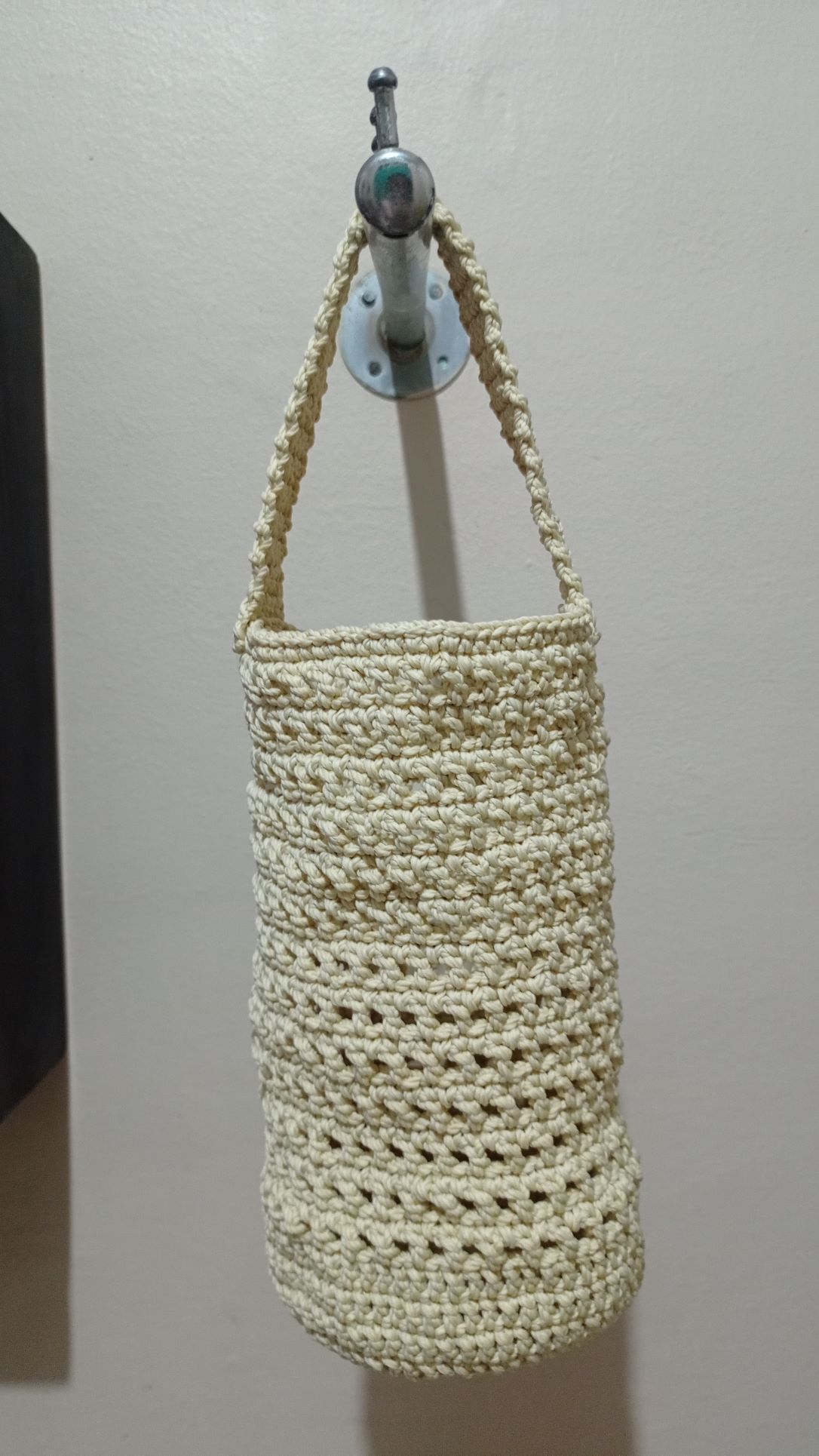 Tas rajut botol krem_tas botol krem.jpg